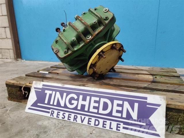 John Deere 1085 Skurtresker tilbehør