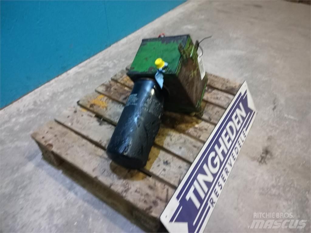 John Deere 1085 Hydraulikk