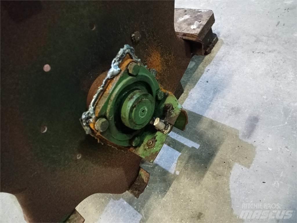 John Deere 1085 Skurtresker tilbehør