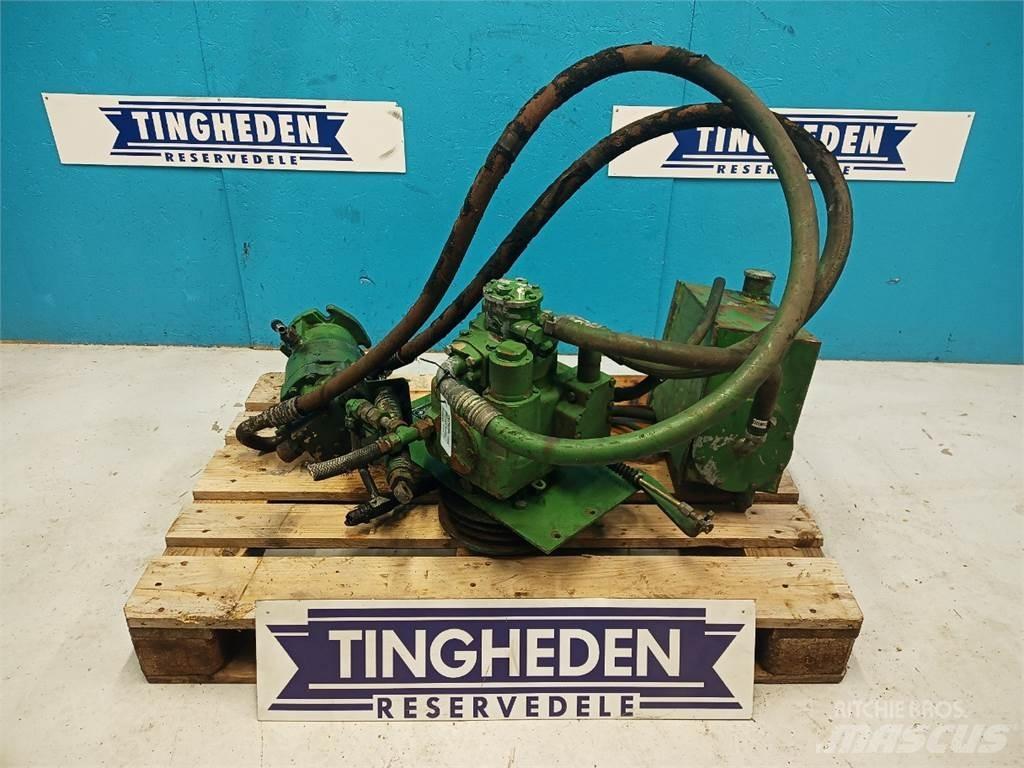 John Deere 1085 Hydraulikk