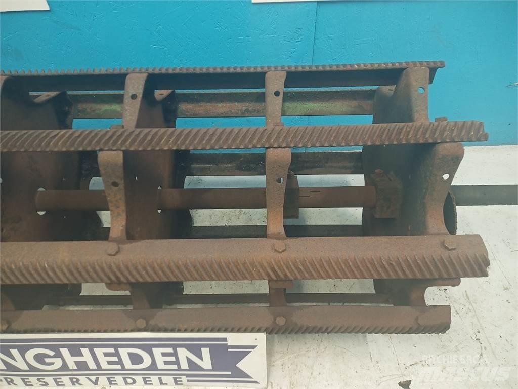 John Deere 1085 Skurtresker tilbehør