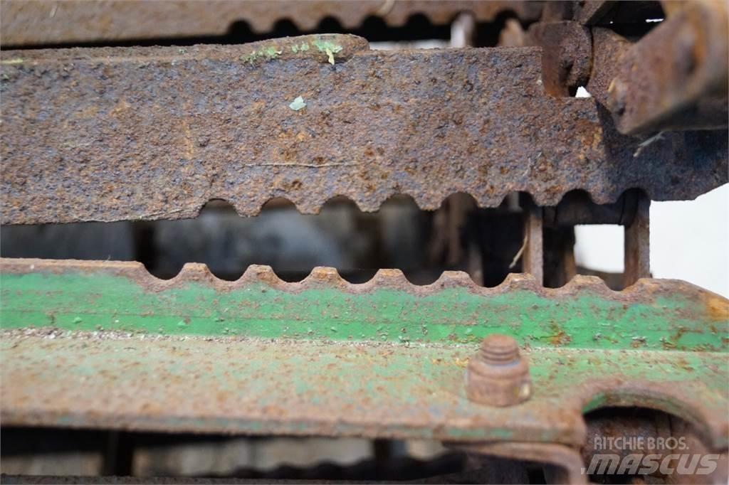 John Deere 1085 Skurtresker tilbehør