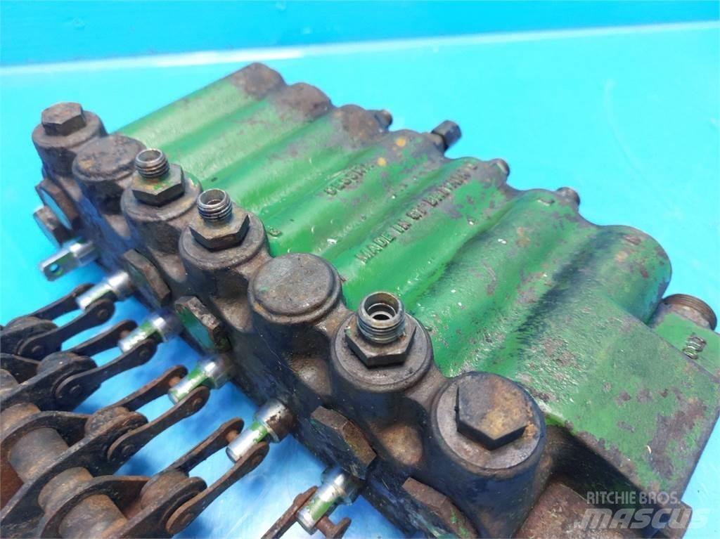 John Deere 1085 Hydraulikk