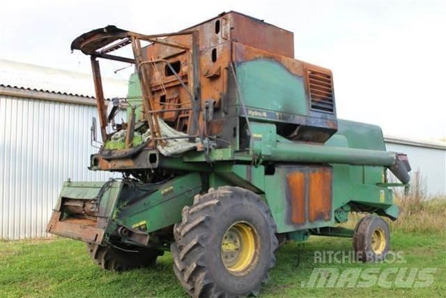 John Deere 1177 Skurtreskere