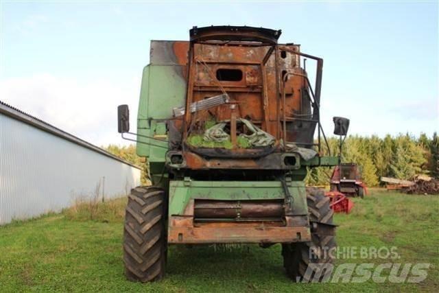 John Deere 1177 Skurtreskere