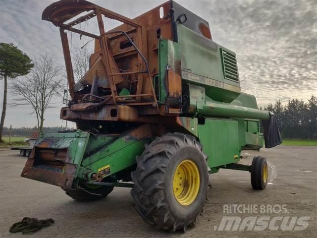 John Deere 1177 Skurtreskere
