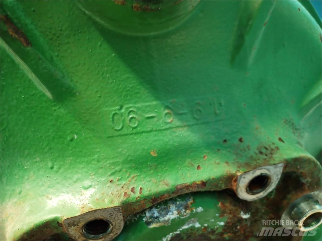 John Deere 1177 Skurtresker tilbehør