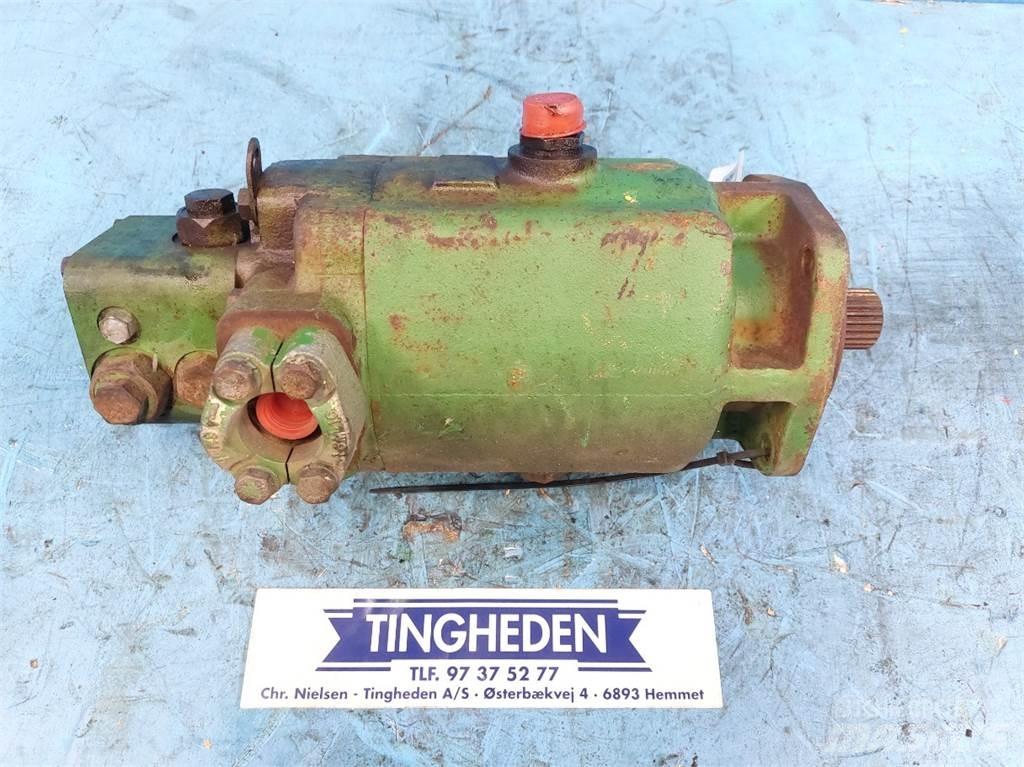 John Deere 1177 Hydraulikk