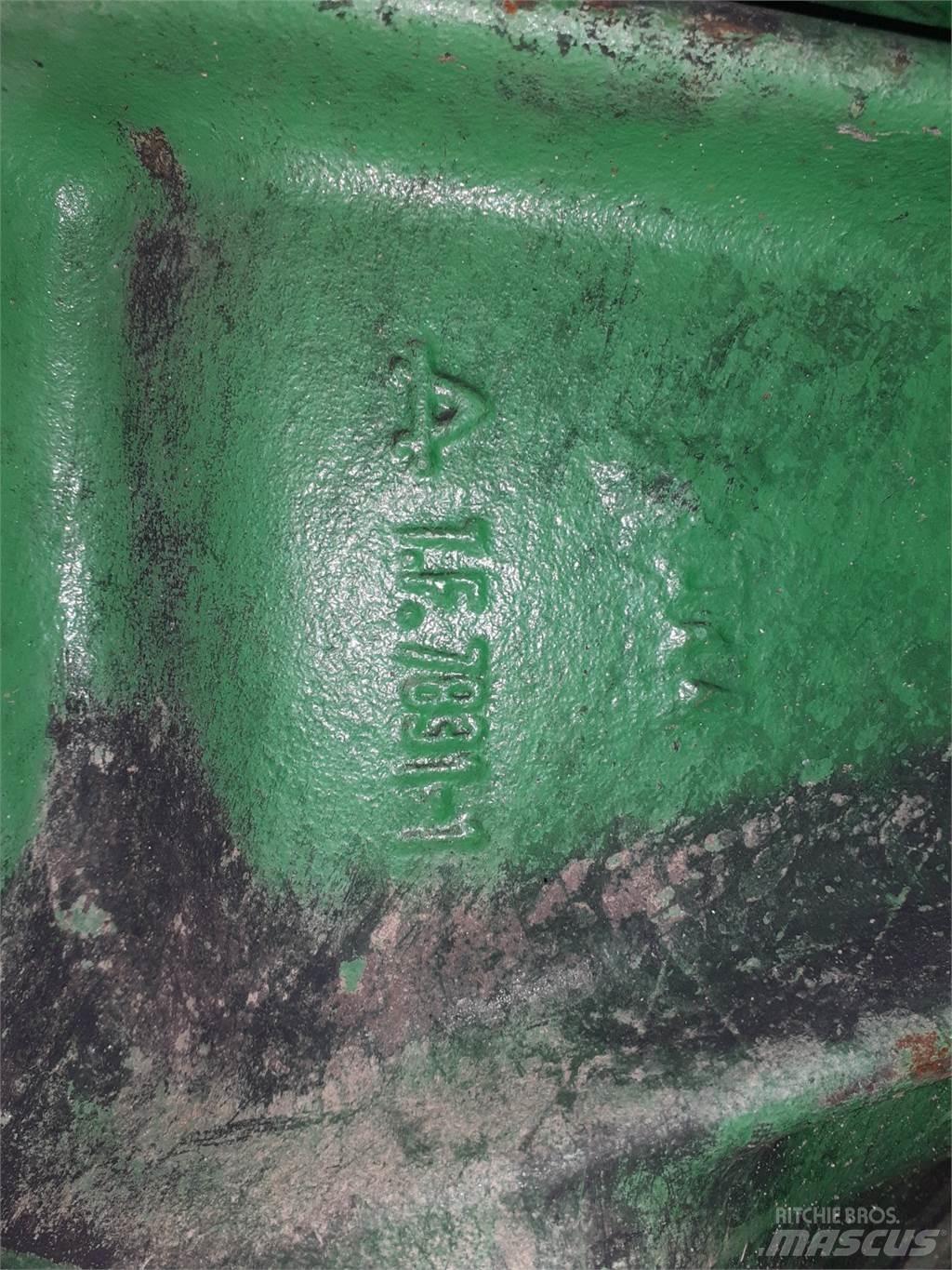 John Deere 1550 Skurtresker tilbehør