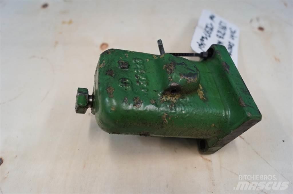 John Deere 1550 Hydraulikk