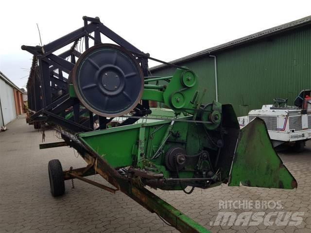 John Deere 16 Skurtresker tilbehør
