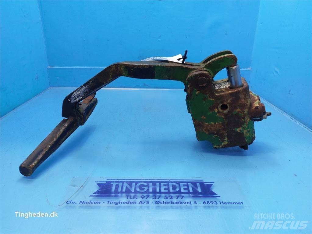 John Deere 2040 Hydraulikk
