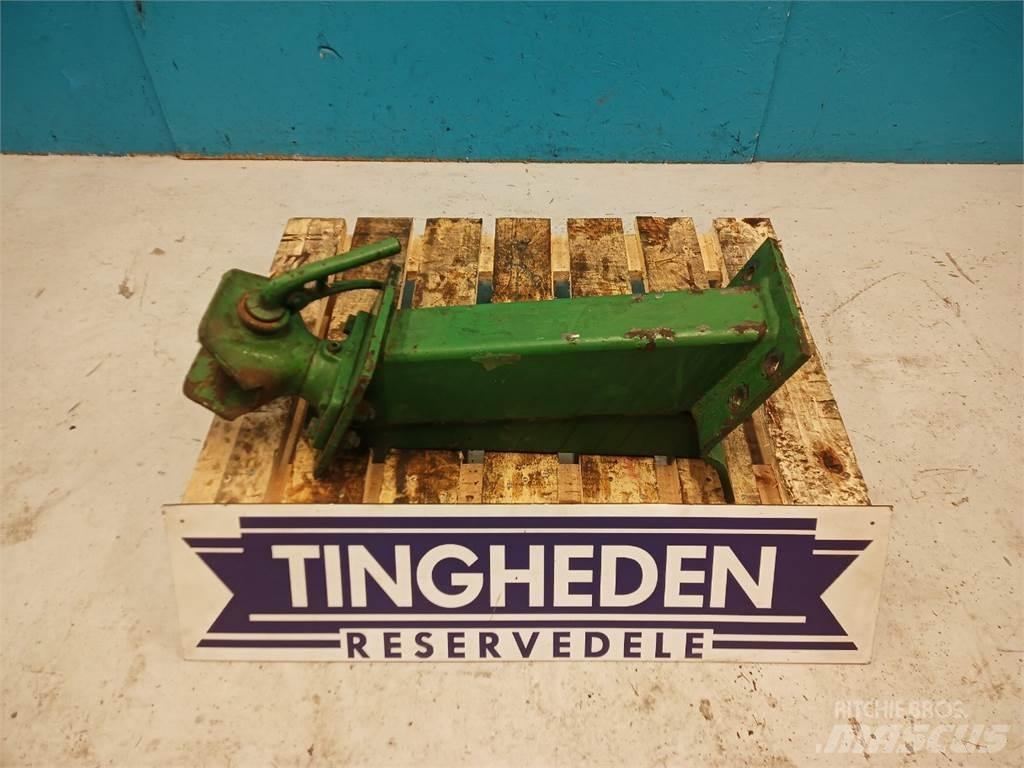 John Deere 2054 Skurtresker tilbehør