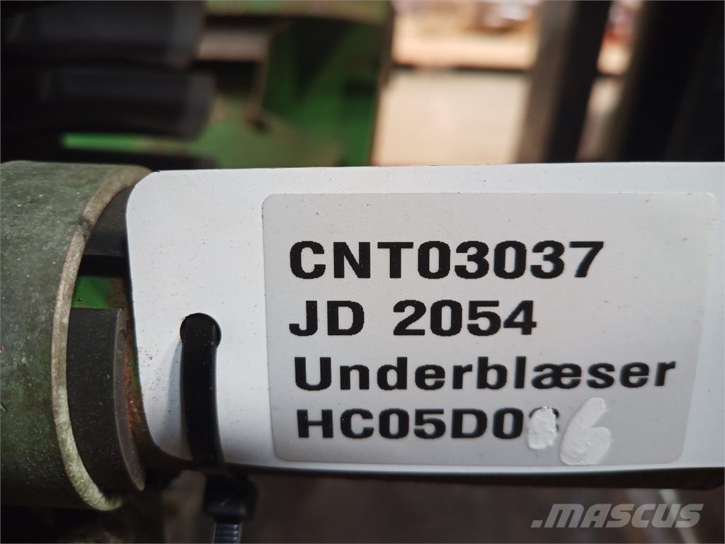 John Deere 2054 Sand- og saltspredere