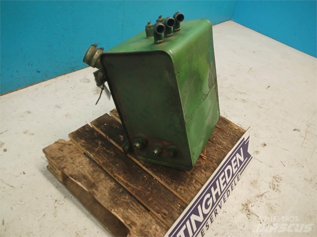 John Deere 2054 Hydraulikk