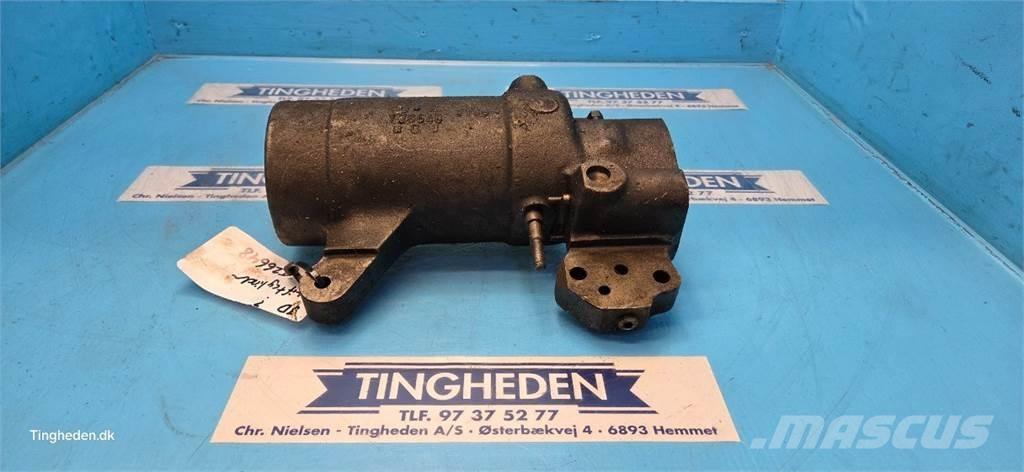 John Deere 2120 Hydraulikk