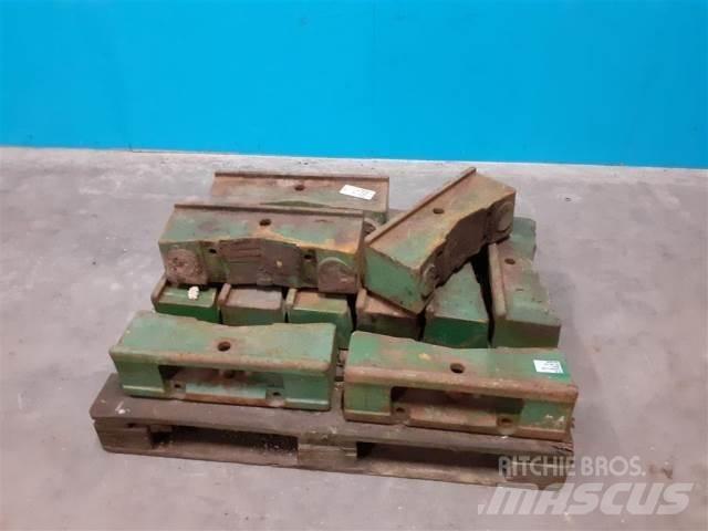 John Deere 2140 Front lodd