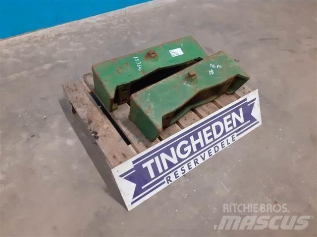 John Deere 4240 Front lodd