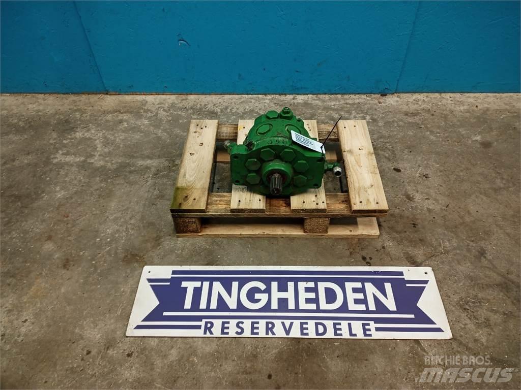 John Deere 4240 Hydraulikk