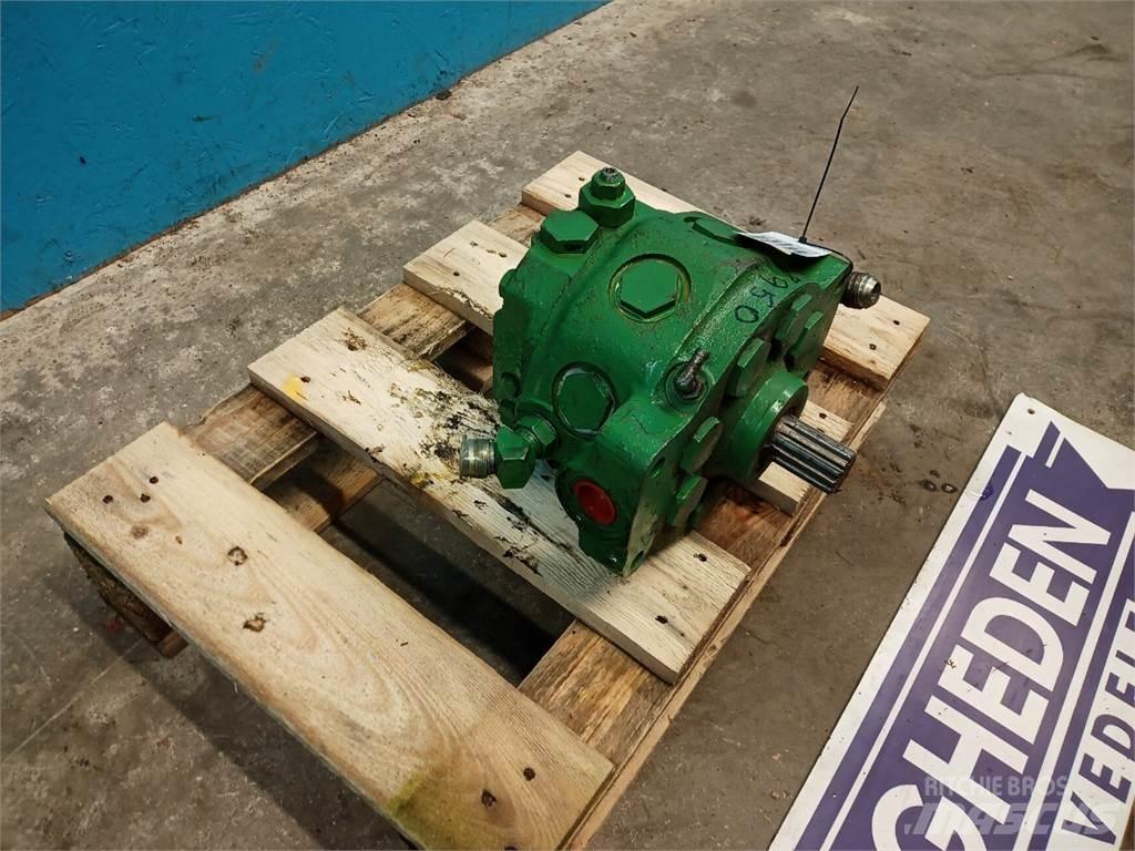 John Deere 4240 Hydraulikk