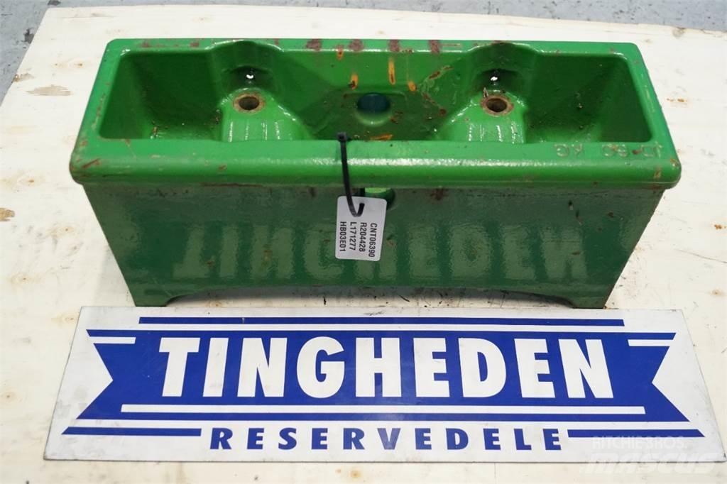 John Deere 6105M Front lodd