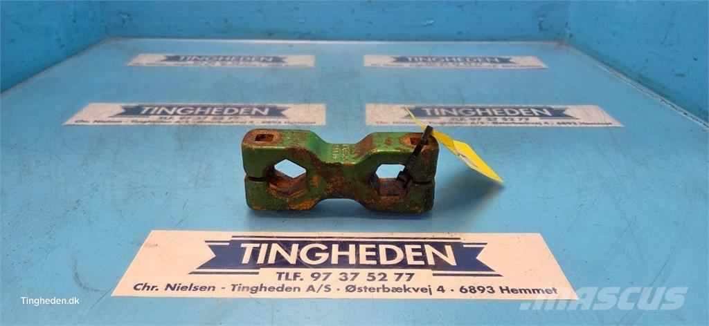 John Deere 625R Skurtresker tilbehør
