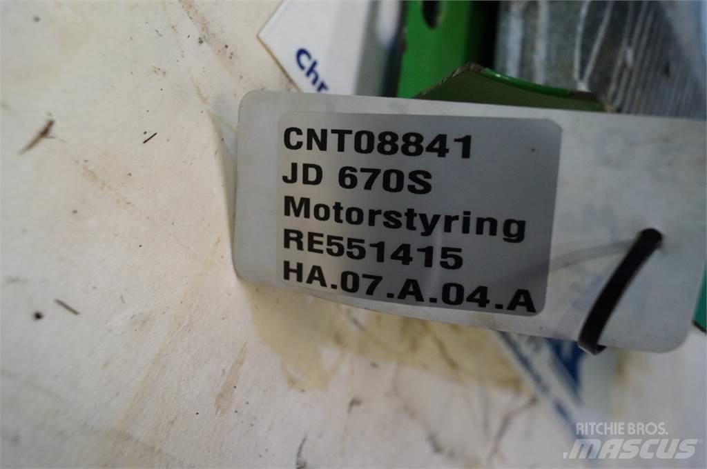 John Deere 670S Lys - Elektronikk