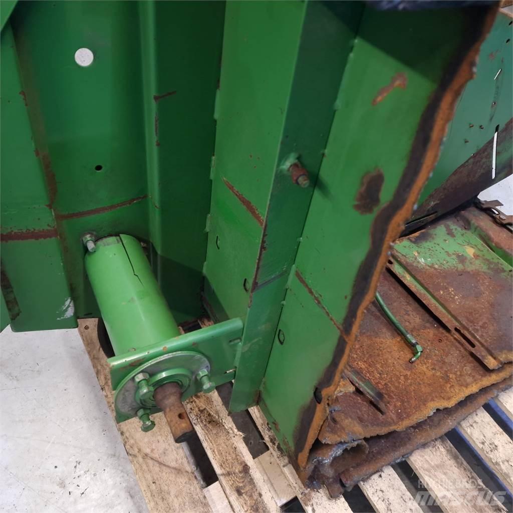 John Deere 820 Skurtresker tilbehør