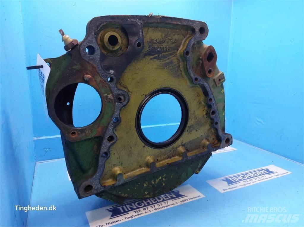 John Deere 955 Motorer