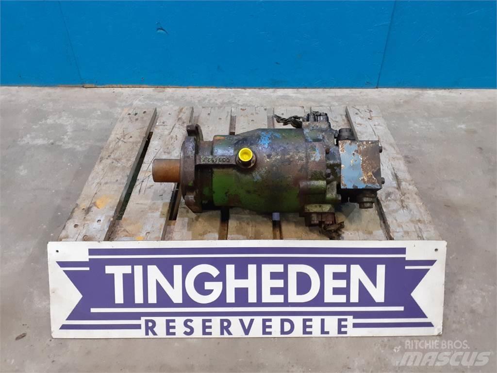 John Deere 975 Hydraulikk