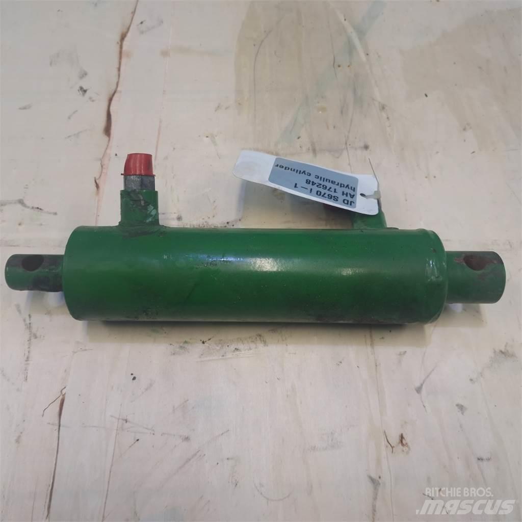 John Deere S670 Hydraulikk