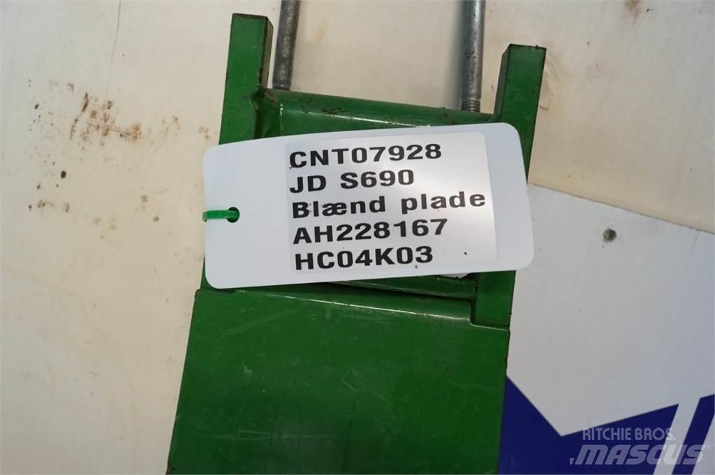 John Deere S690 Skurtresker tilbehør
