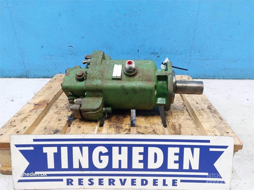 John Deere T660I Hydraulikk