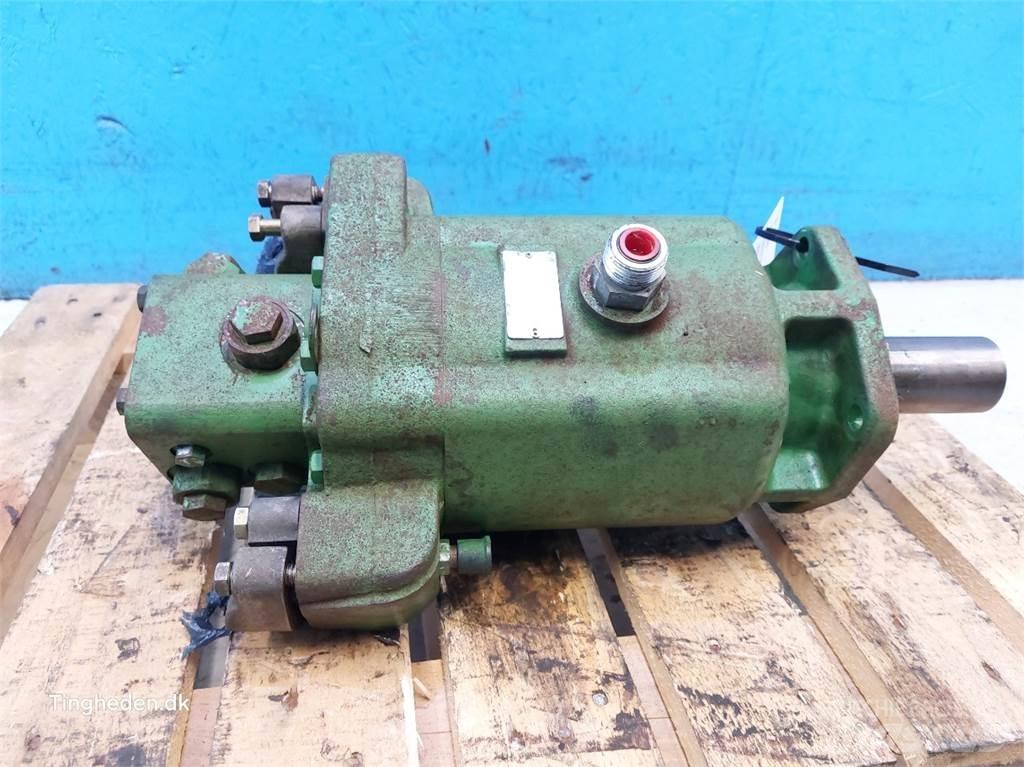 John Deere T660I Hydraulikk