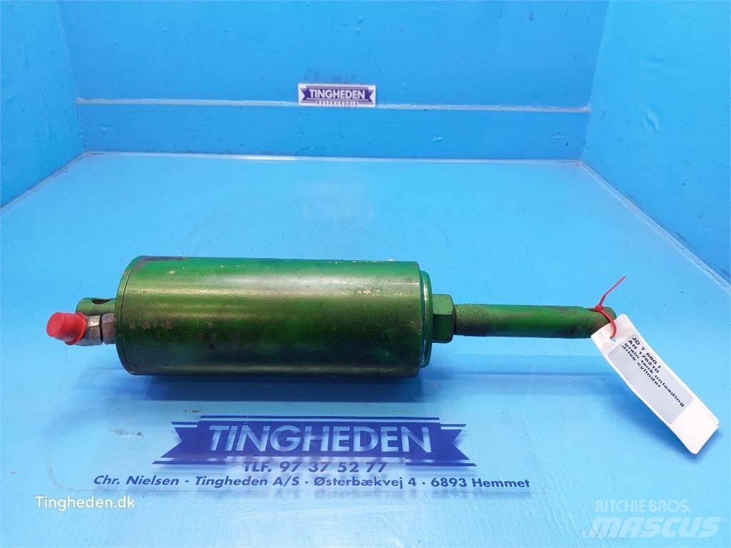 John Deere T660I Hydraulikk