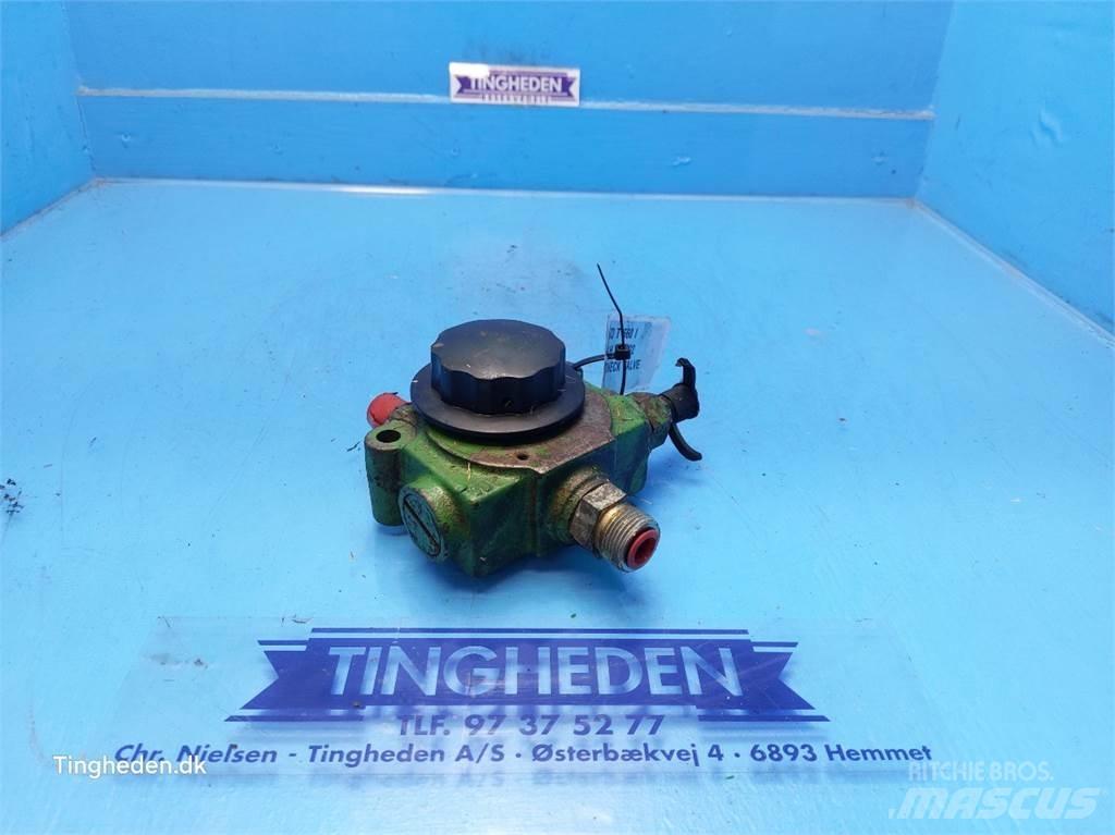 John Deere T660I Hydraulikk