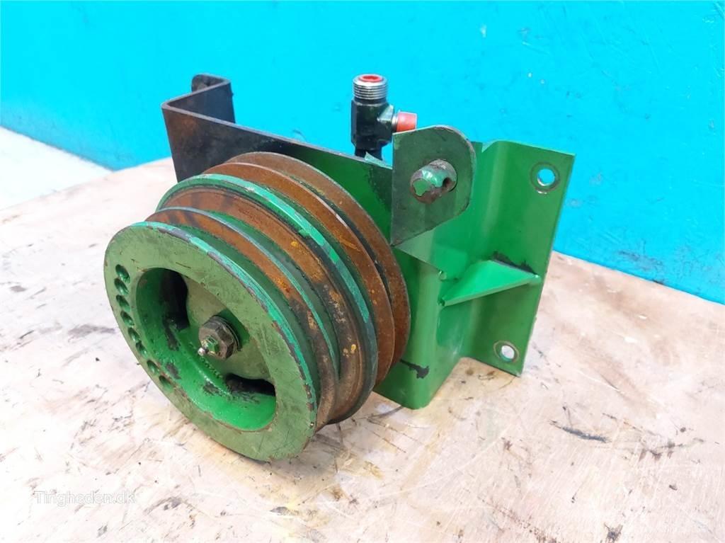 John Deere T660I Hydraulikk