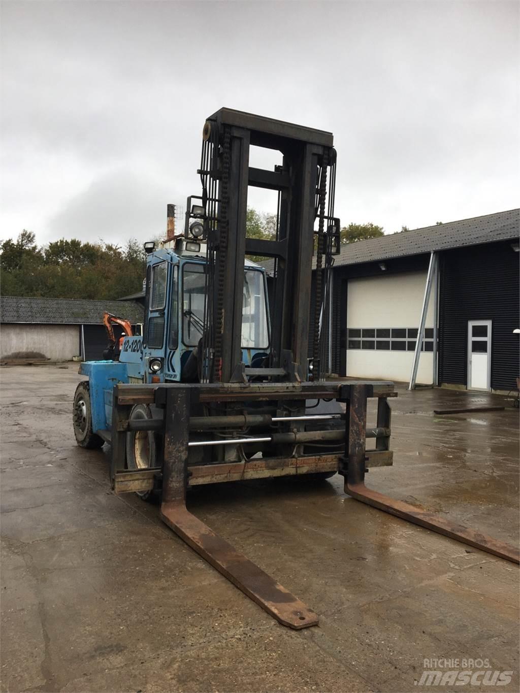 Kalmar 12-1200 Diesel Trucker