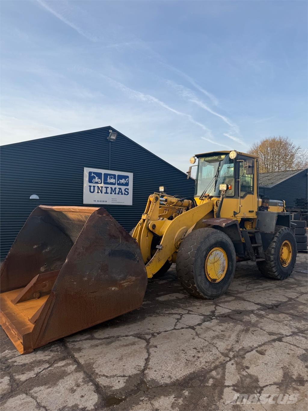 Komatsu WA270-3 Hjullastere