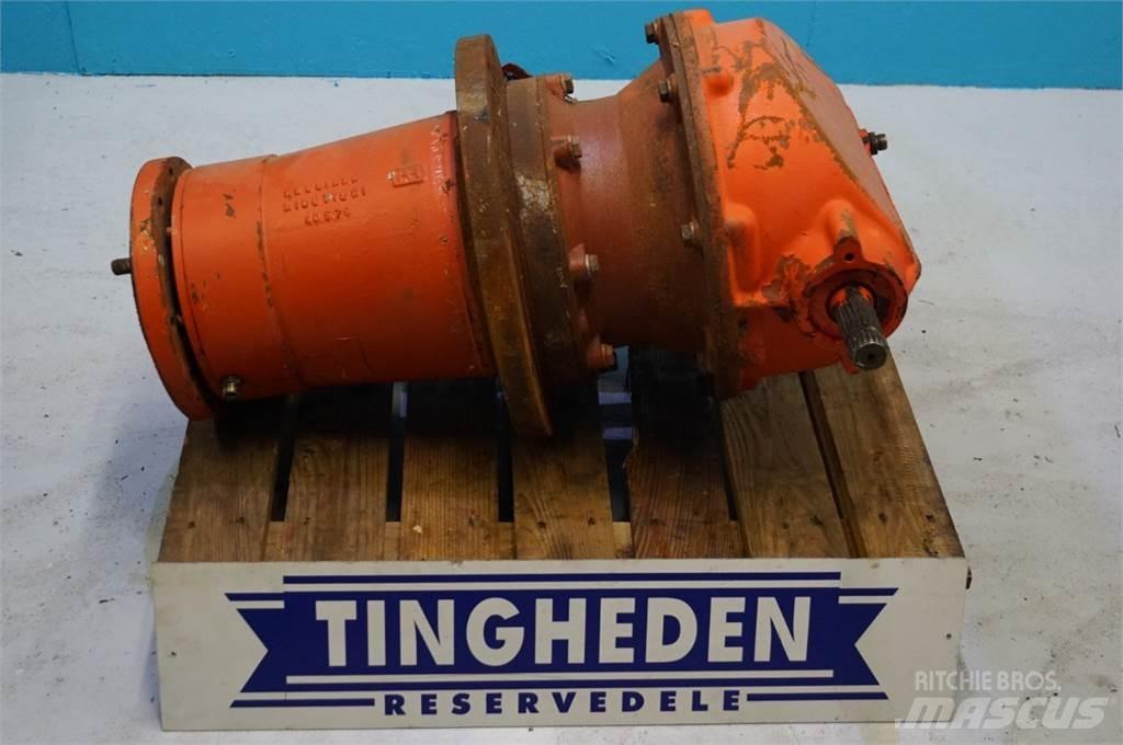 Kuhn Fodervogn Blande- og fôringsmaskiner