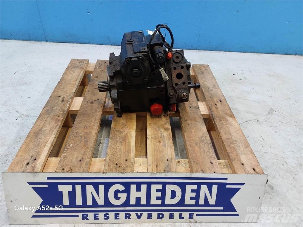 Liebherr L556 Hydraulikk