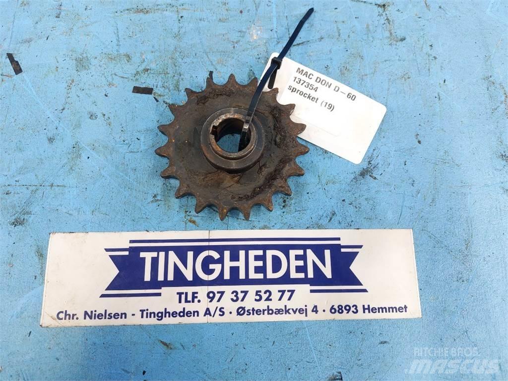 MacDon D60 Skurtresker tilbehør