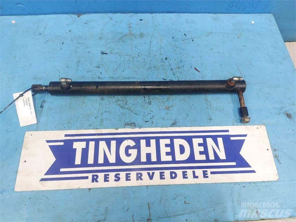 MacDon D60 Skurtresker tilbehør