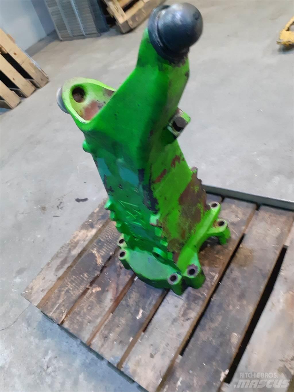Merlo 28.7 Aksler