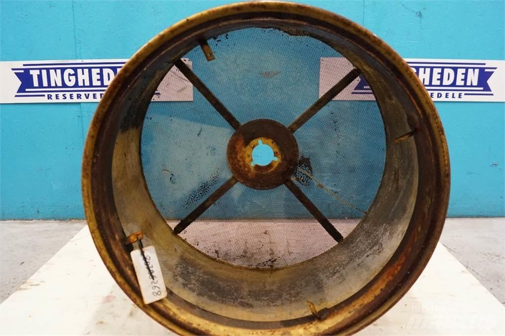 New Holland 1530 Radiatorer