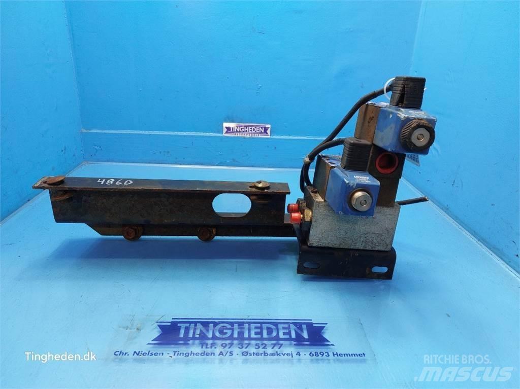 New Holland 4860 Hydraulikk