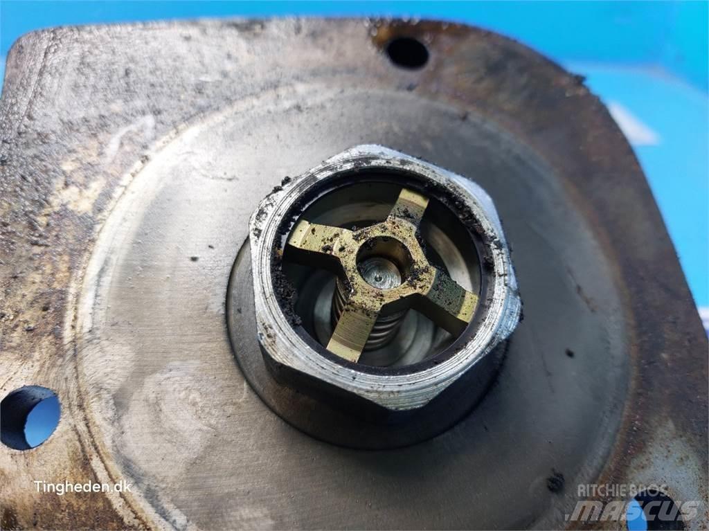 New Holland 8670 Hydraulikk