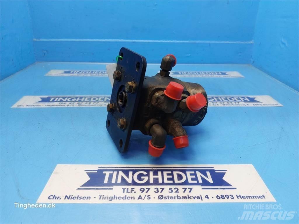 New Holland 8970 Hydraulikk