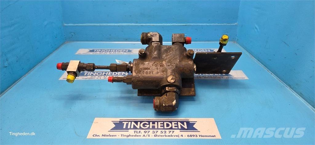 New Holland 8970 Hydraulikk
