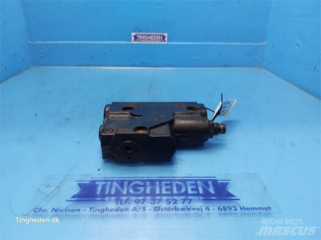 New Holland T6 Hydraulikk